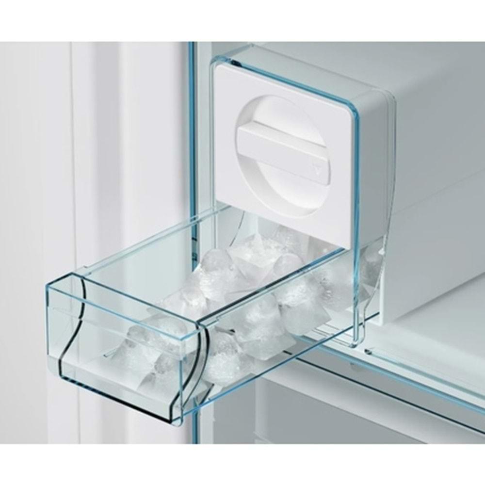 BOSCH 578 LİTRE KOMBİ İNOX A++ ANTİ-BAKTERİYEL NOFROST BUZDOLABI KGN86AI32U